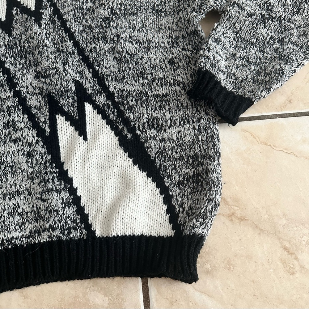 VTG Retro Sweater - Picture 2 of 4